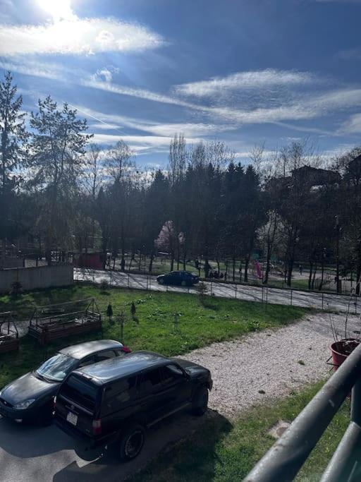 Apartman Pionirska Dolina サラエヴォ エクステリア 写真